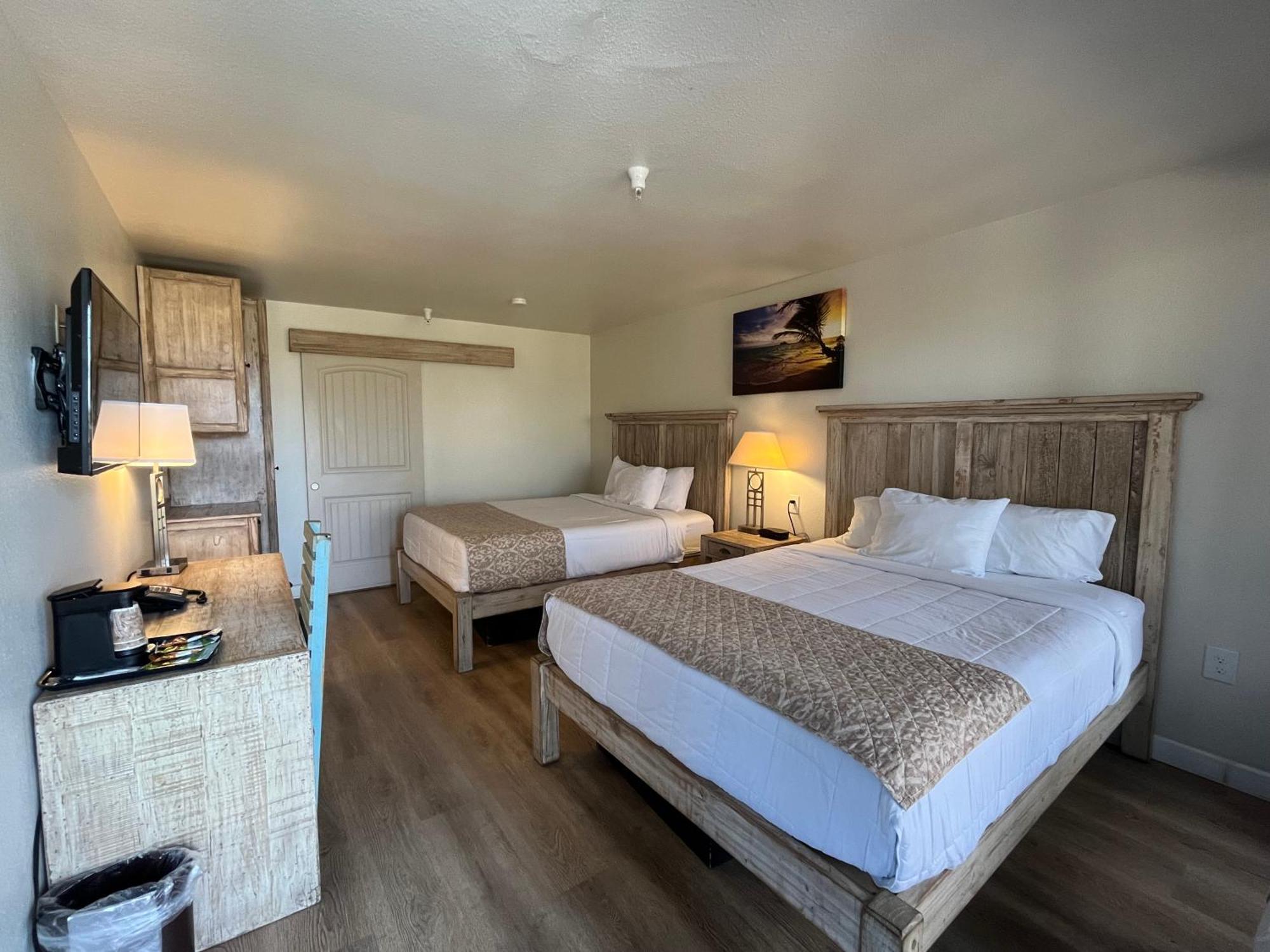 Deville Motel 2*